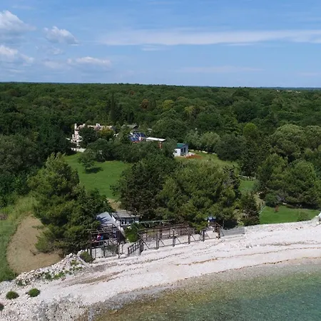 Off-Grid Beach Houses Appartamento Peroj
