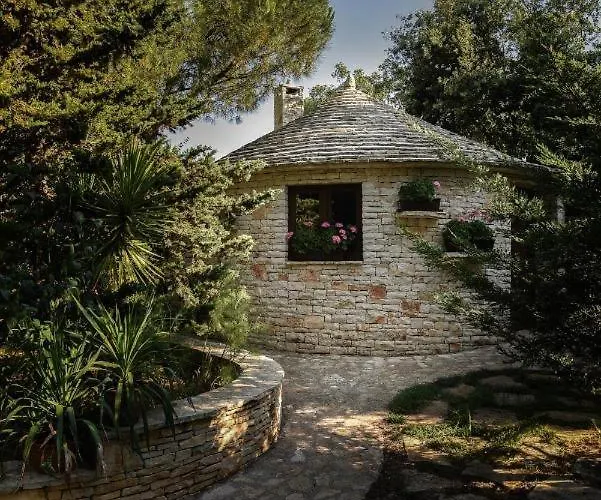 아파트 Ecoretreat 페로이